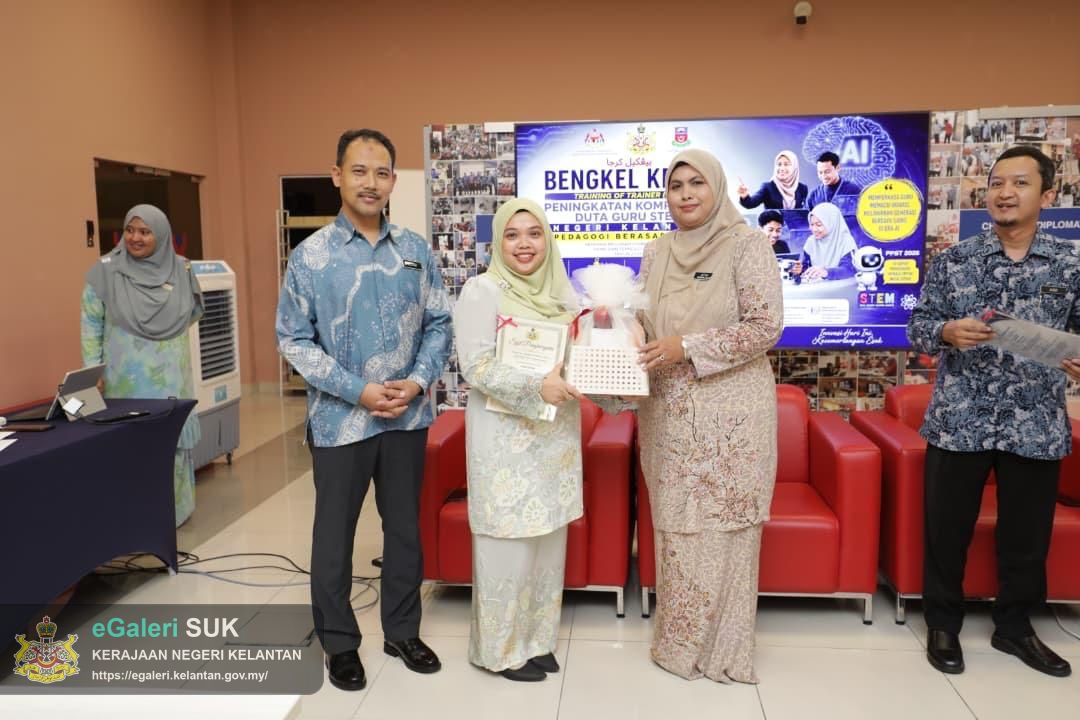 bengkel-kerja-training-of-trainer-tot-peningkatan-kompetensi-digital-duta-guru-stem-negeri-kelantan-pedagogi-berasaskan-ai-sempena-program-pembangunan-sains-dan-teknologi-ppst-tahun-2026-28.jpg