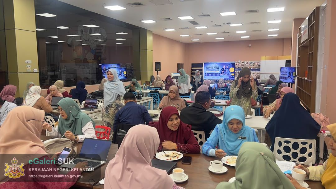 bengkel-kerja-training-of-trainer-tot-peningkatan-kompetensi-digital-duta-guru-stem-negeri-kelantan-pedagogi-berasaskan-ai-sempena-program-pembangunan-sains-dan-teknologi-ppst-tahun-2026-5.jpg