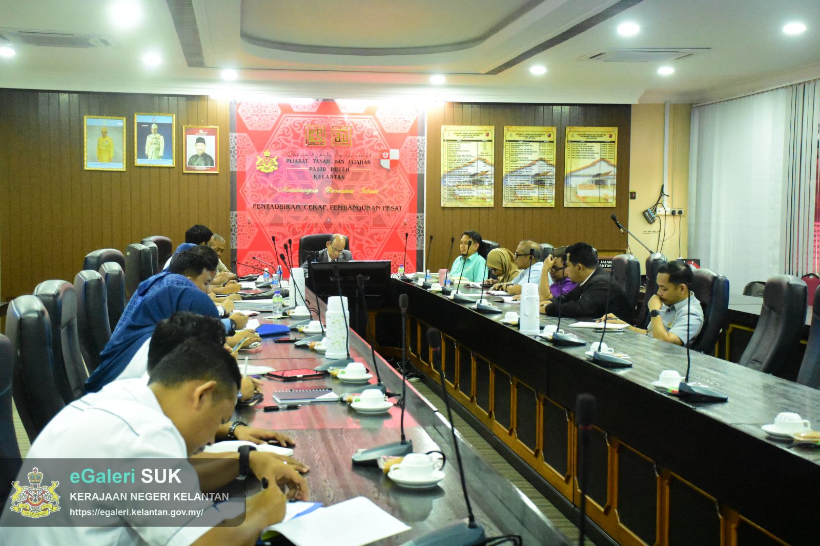 kunjungan-hormat-felcra-berhad-negeri-kelantan-kepada-tuan-ketua-jajahan-pasir-puteh-8.JPG