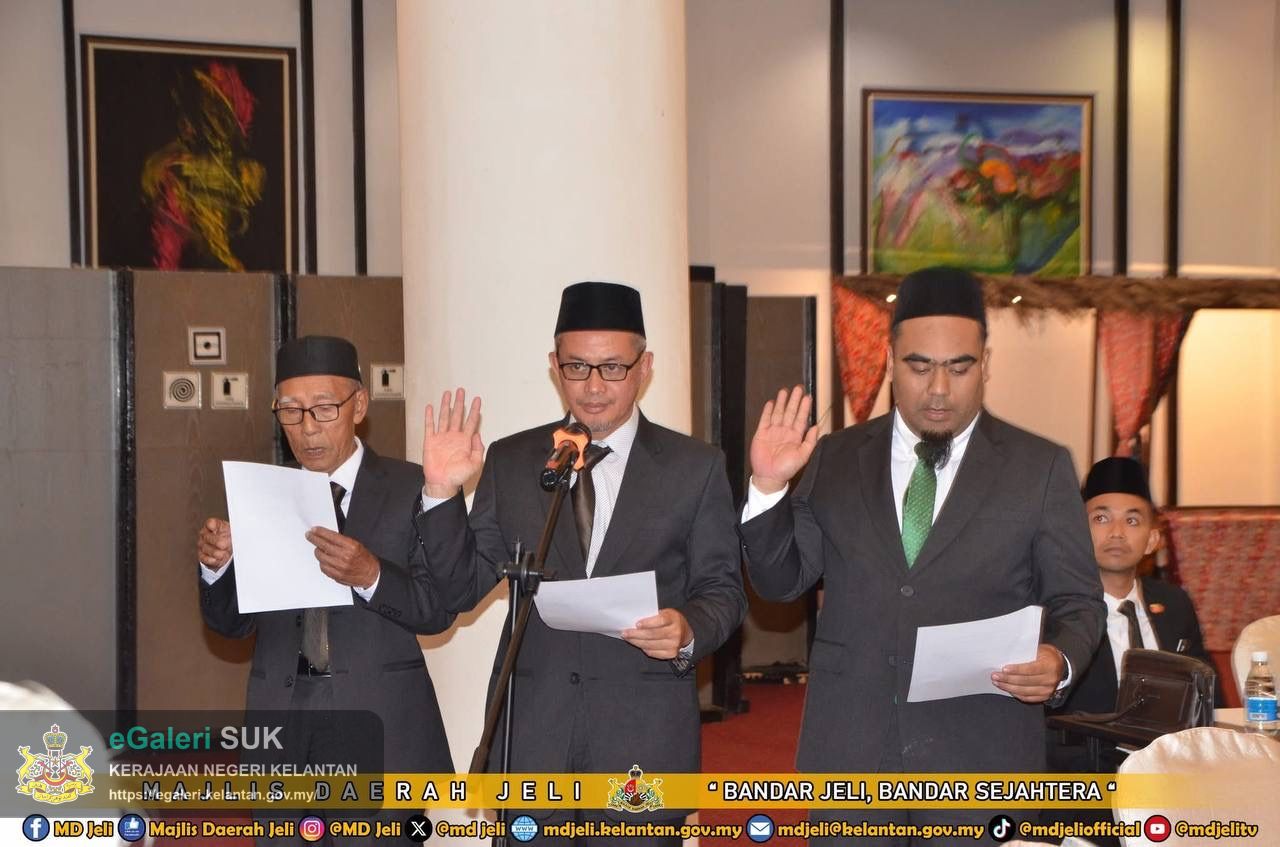 majlis-angkat-sumpah-dan-pelantikan-ahli-majlis-daerah-jeli-tahun-2026-1.jpeg