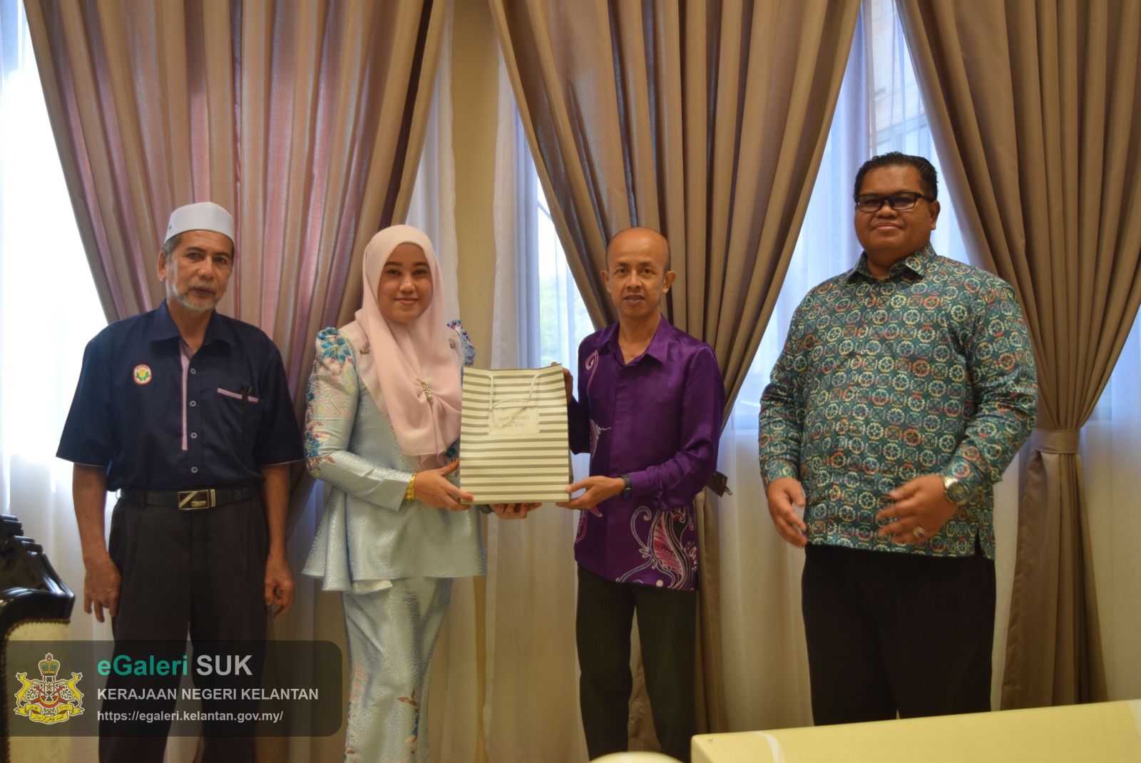kunjungan-hormat-pertubuhan-peladang-kawasan-jeli-ke-pejabat-tanah-dan-jajahan-jeli-1.jpg