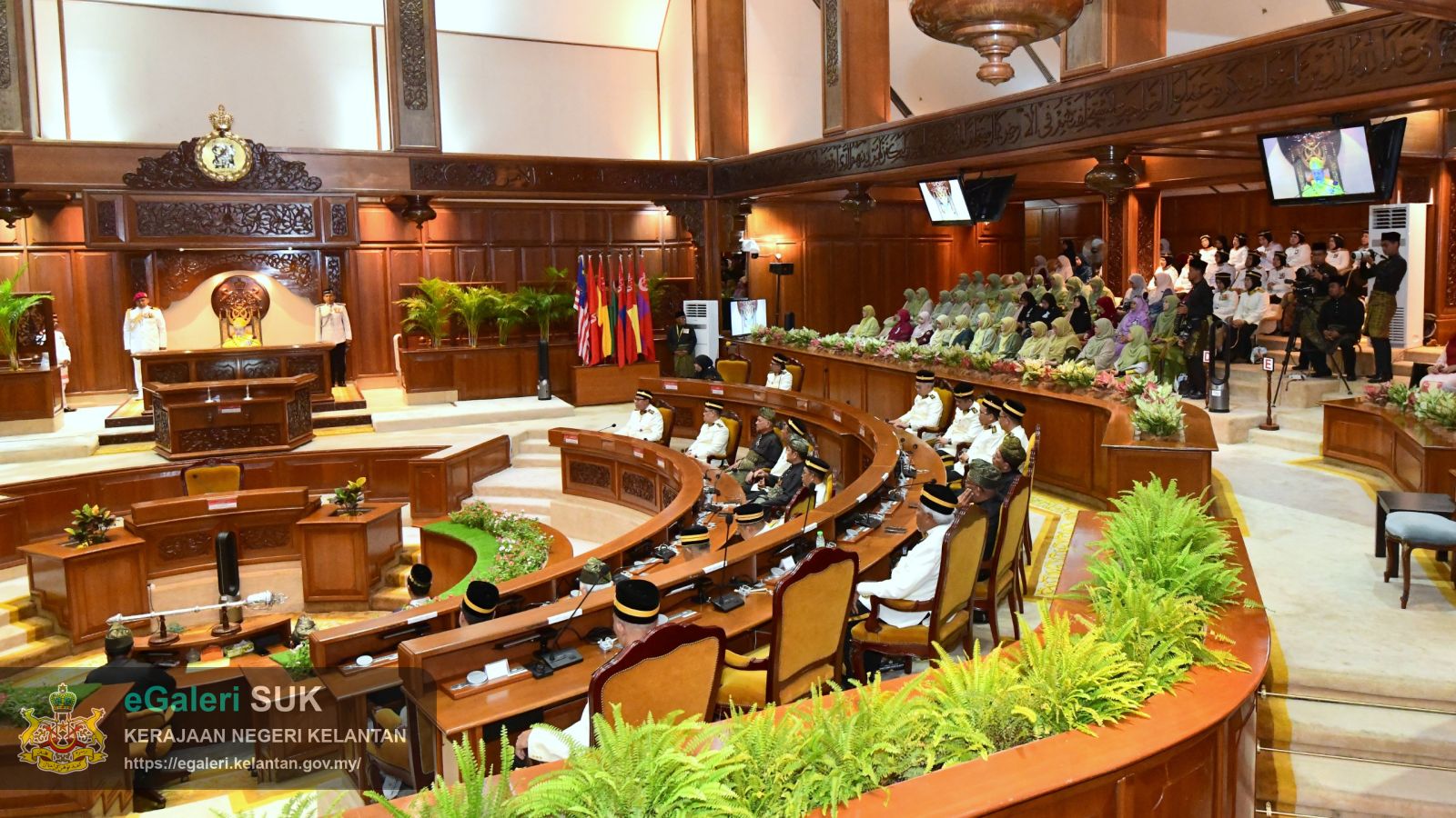 istiadat-pembukaan-penggal-keempat-dewan-negeri-kelantan-yang-ke15-tahun-2026-21.jpeg