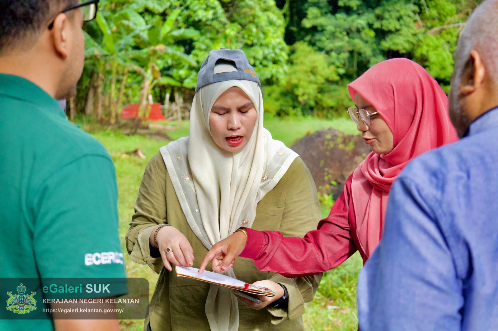 lawatan-ke-tapak-cadangan-program-inisiatif-pendapatan-rakyatinisiatif-usahawan-tani-iprintan-1.jpg