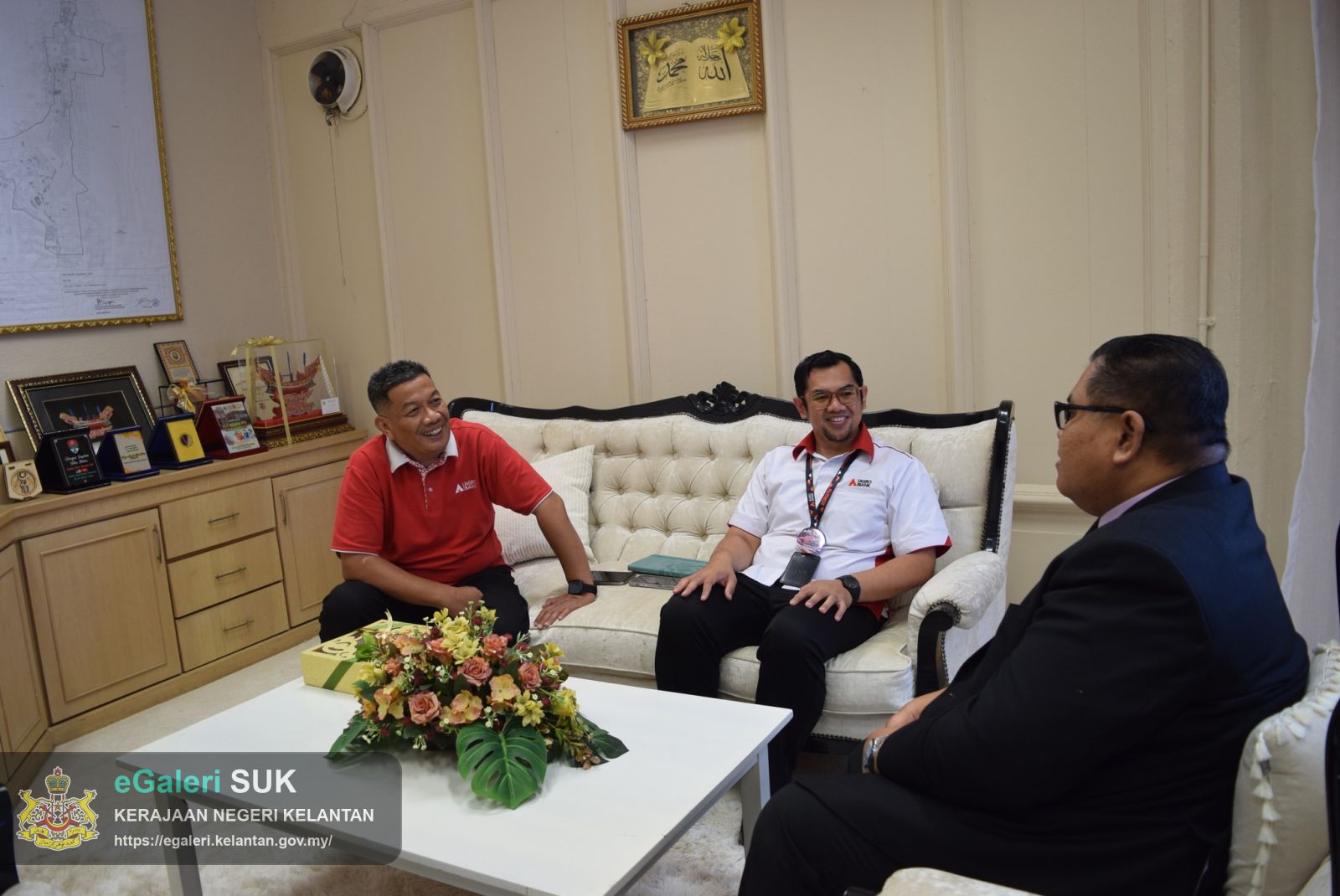 kunjungan-hormat-agro-bank-cawangan-jeli-ke-pejabat-tanah-dan-jajahan-jeli-2.jpg