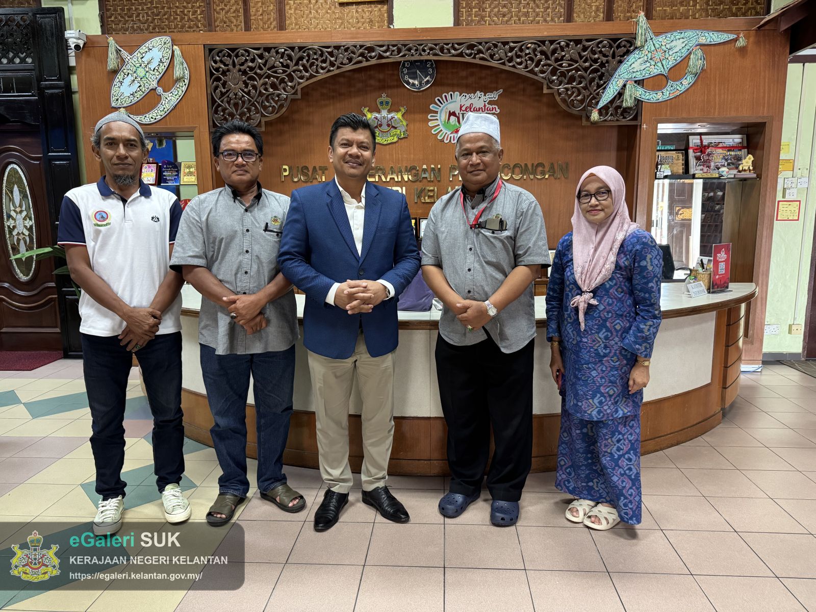 kunjungan-hormat-kelab-kesenian-dan-kemerduan-burung-terkukur-2.jpg