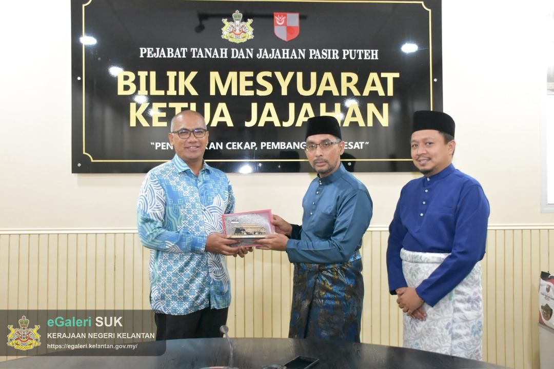 kunjungan-hormat-pengarah-lhdn-negeri-kelantan-kepada-ketua-jajahan-pasir-puteh-24.jpeg