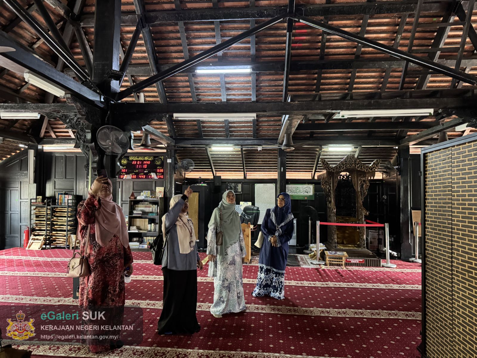 lawatan-isteri-delegasi-mesyuarat-jawatankuasa-muzakarah-majlis-islam-malaysia-17.jpg