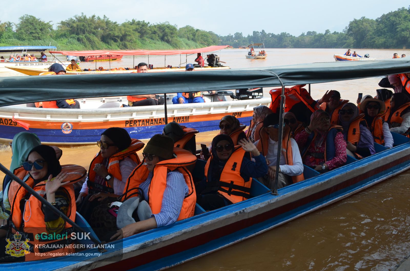 lawatan-muhibbah-delegasi-sarawak-ke-jajahan-kuala-krai-7.JPG