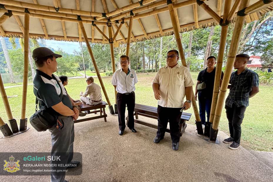 lawatan-pembelajaran-teknologi-pembuatan-produk-berasaskan-buluh-antara-pejabat-tanah-dan-jajahan-jeli-dan-peserta-ke-frim-kepong-3.jpg