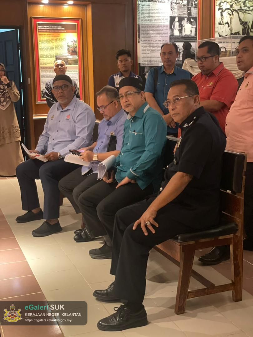 lawatan-pengarah-muzium-negeri-kelantan-ke-kuala-krai-2.jpeg