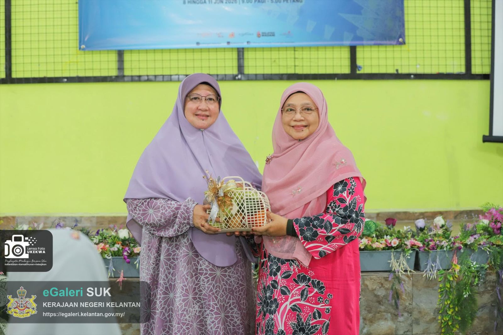 lawatan-yb-dato-rohani-ibrahim-ke-makmal-pembangunan-dan-pengeluaran-produk-kraf-batik-terap-fasa-1-ppkk-machang-1.jpg