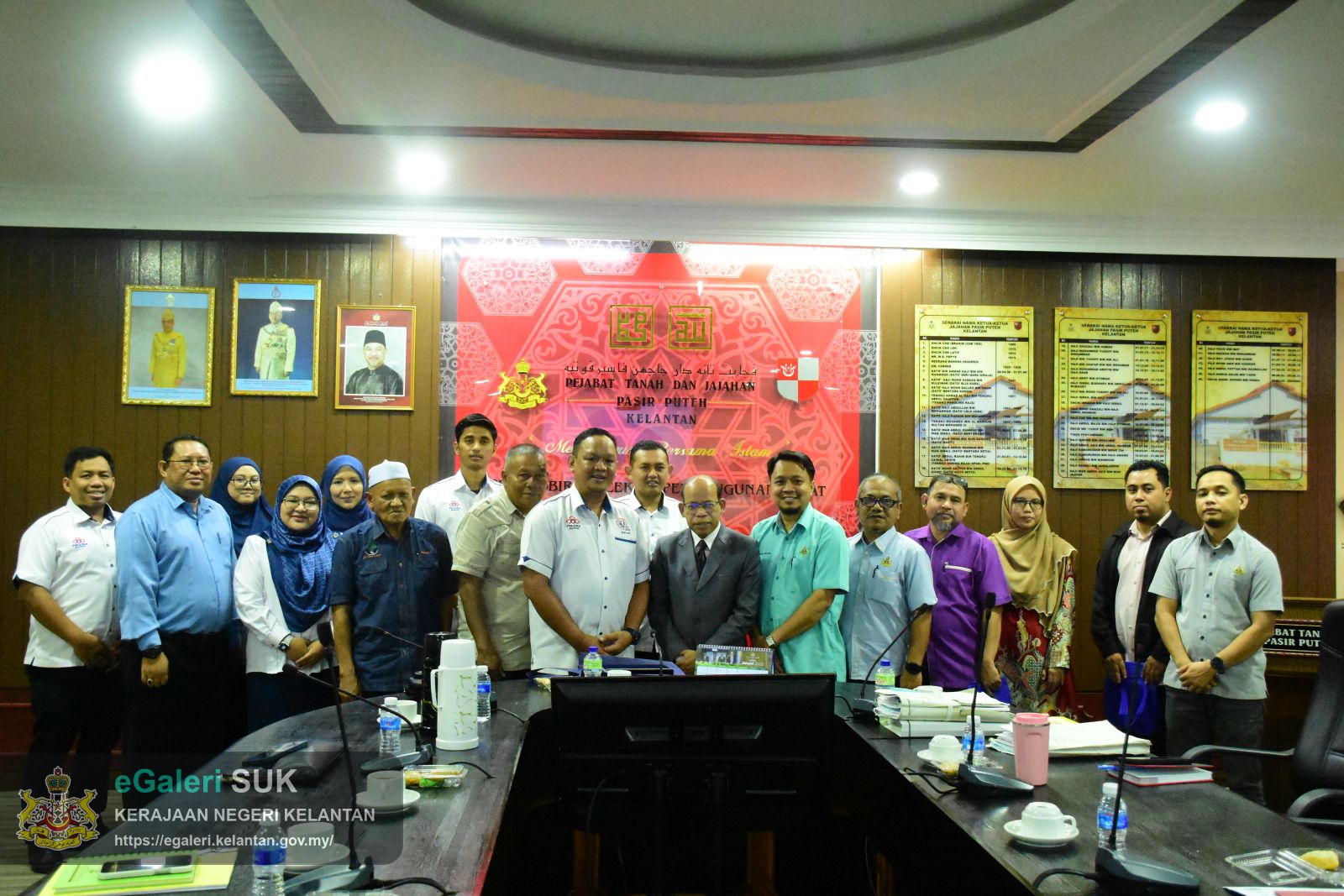 kunjungan-hormat-felcra-berhad-negeri-kelantan-kepada-tuan-ketua-jajahan-pasir-puteh-15.JPG