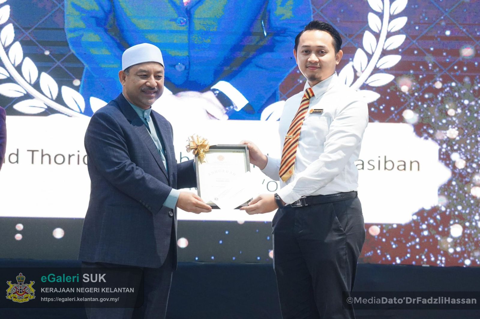 majlis-anugerah-perkhidmatan-cemerlang-pkink-1.jpg