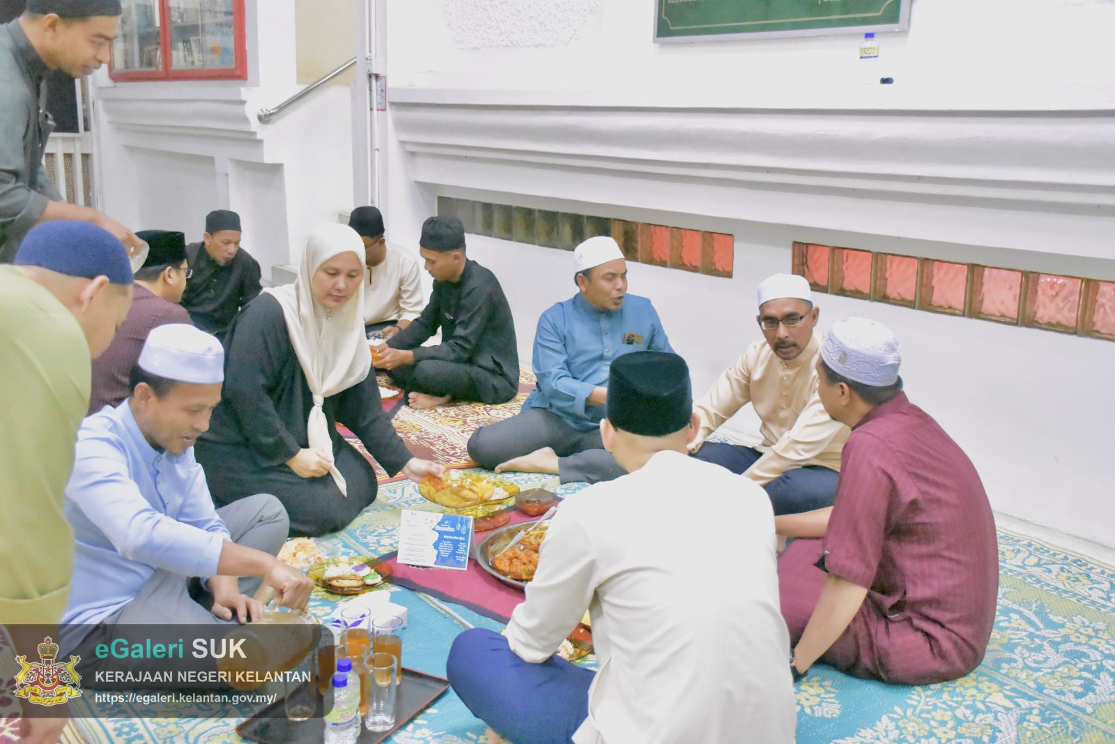 majlis-iftar-pejabat-tanah-dan-jajahan-pasir-puteh-anjuran-kelab-berkesan-23.JPG