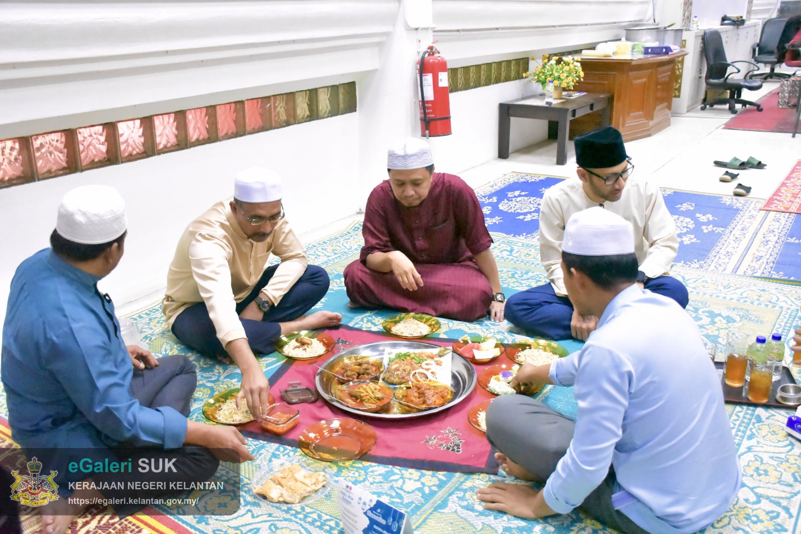 majlis-iftar-pejabat-tanah-dan-jajahan-pasir-puteh-anjuran-kelab-berkesan-24.JPG