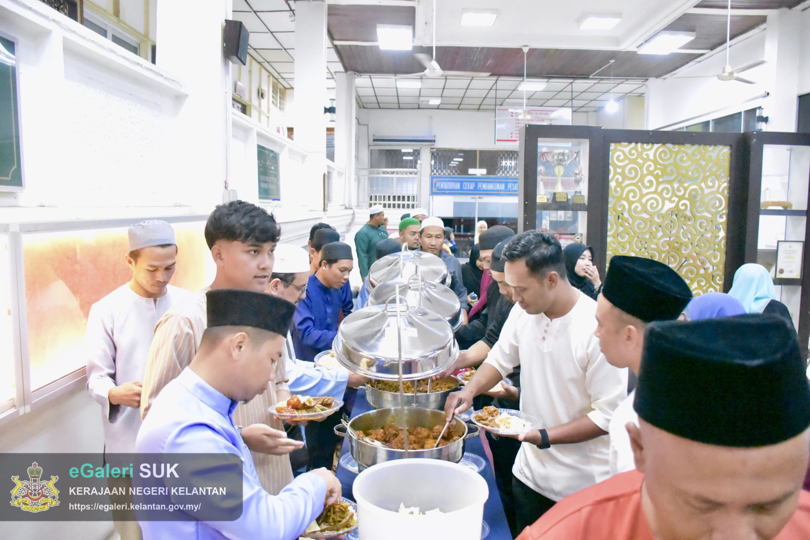 majlis-iftar-pejabat-tanah-dan-jajahan-pasir-puteh-anjuran-kelab-berkesan-25.JPG
