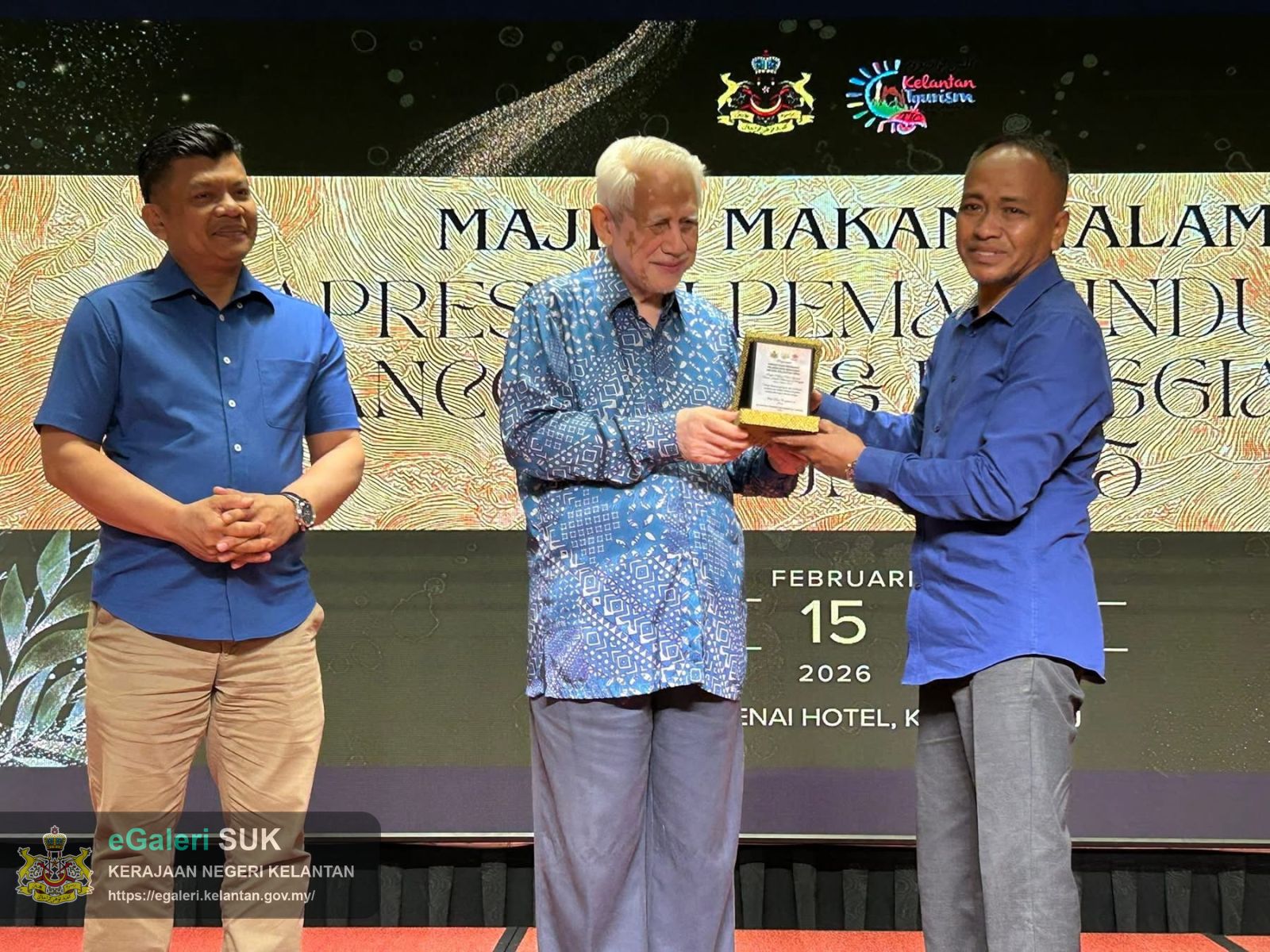 majlis-makan-malam-apresiasi-pemain-industri-pelancongan-penggiat-seni-tahun-2025-13.JPG