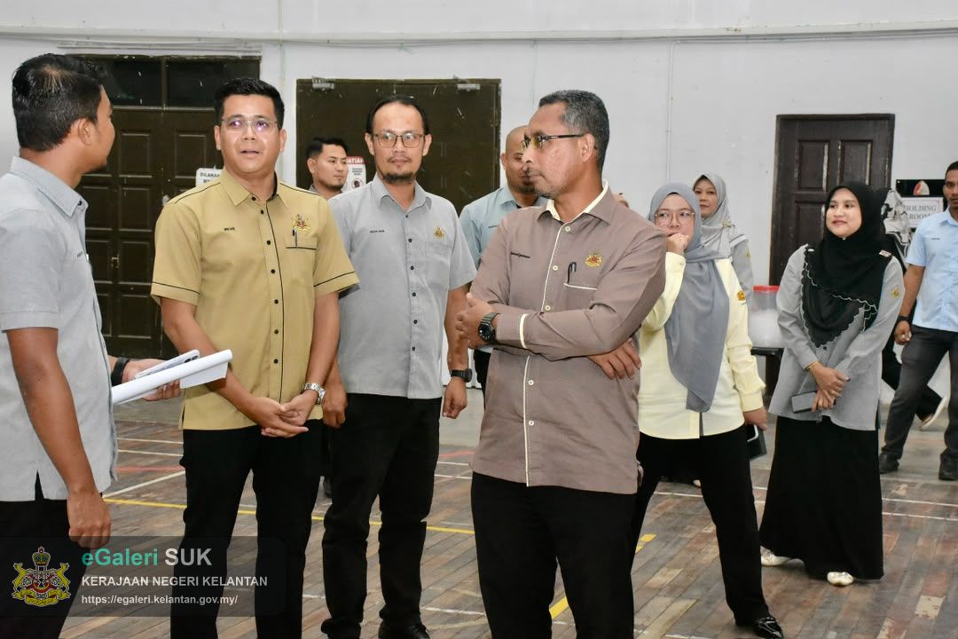 majlis-pengundian-kerjakerja-penyelenggaraan-jalan-marris-pejabat-tanah-dan-jajahan-pasir-puteh-bil-2026-35.jpg