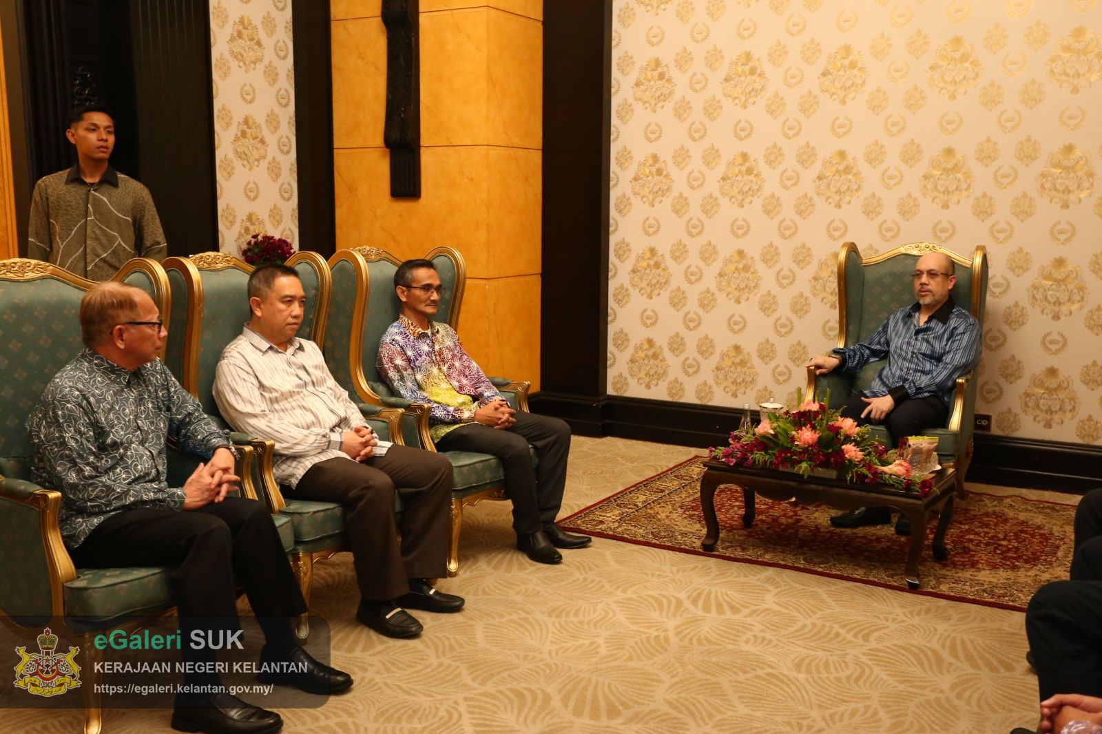 majlis-pengurniaan-sumbangan-tabung-save-palestine-kepada-humanitarian-care-malaysia-mycare-disempurnakan-oleh-yang-maha-mulia-pemangku-raja-kelantan-28.jpeg