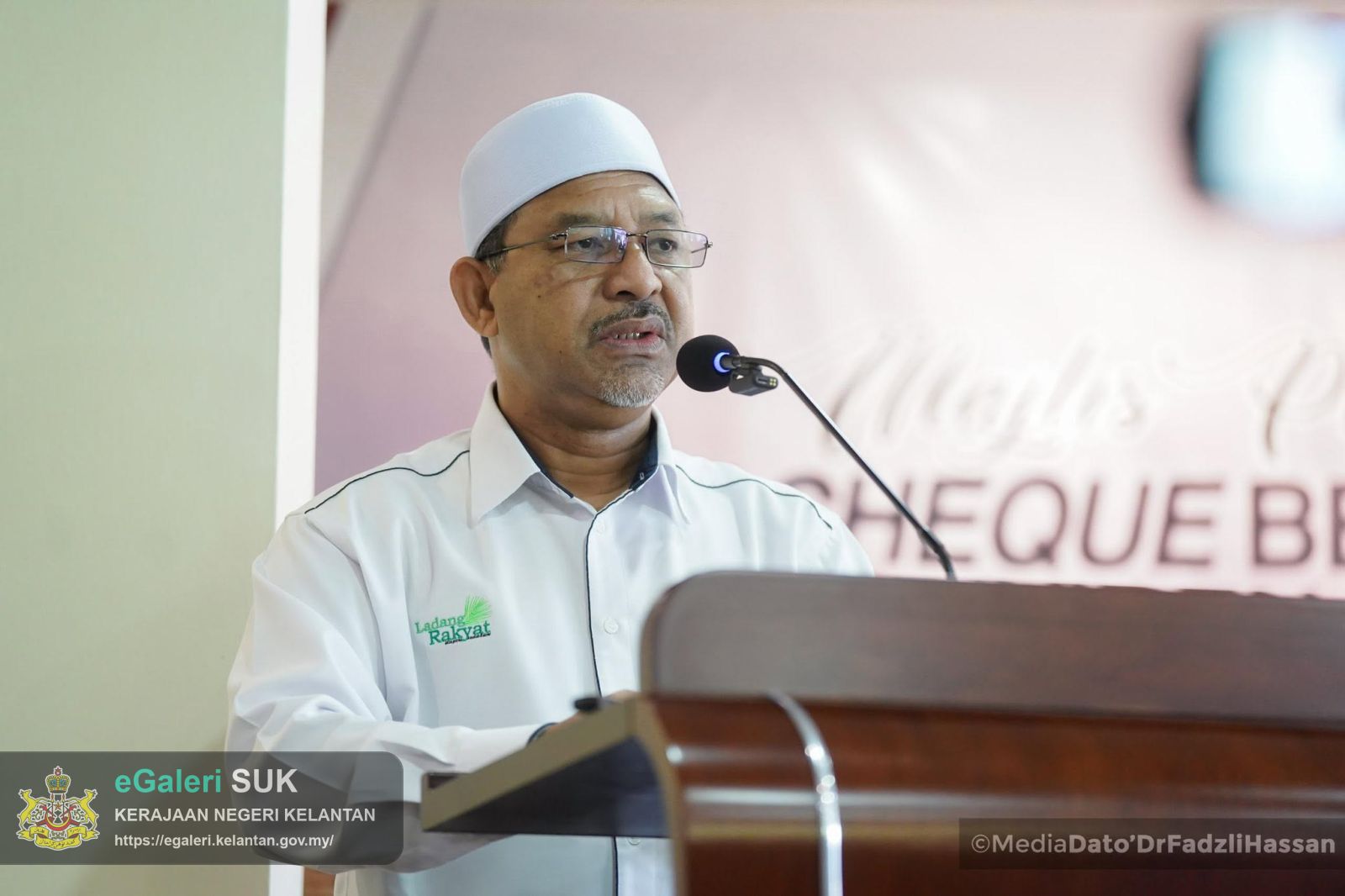 majlis-penyerahan-mock-cheque-dan-slip-dividen-peserta-ladang-rakyat-peringkat-ke70-19.jpg