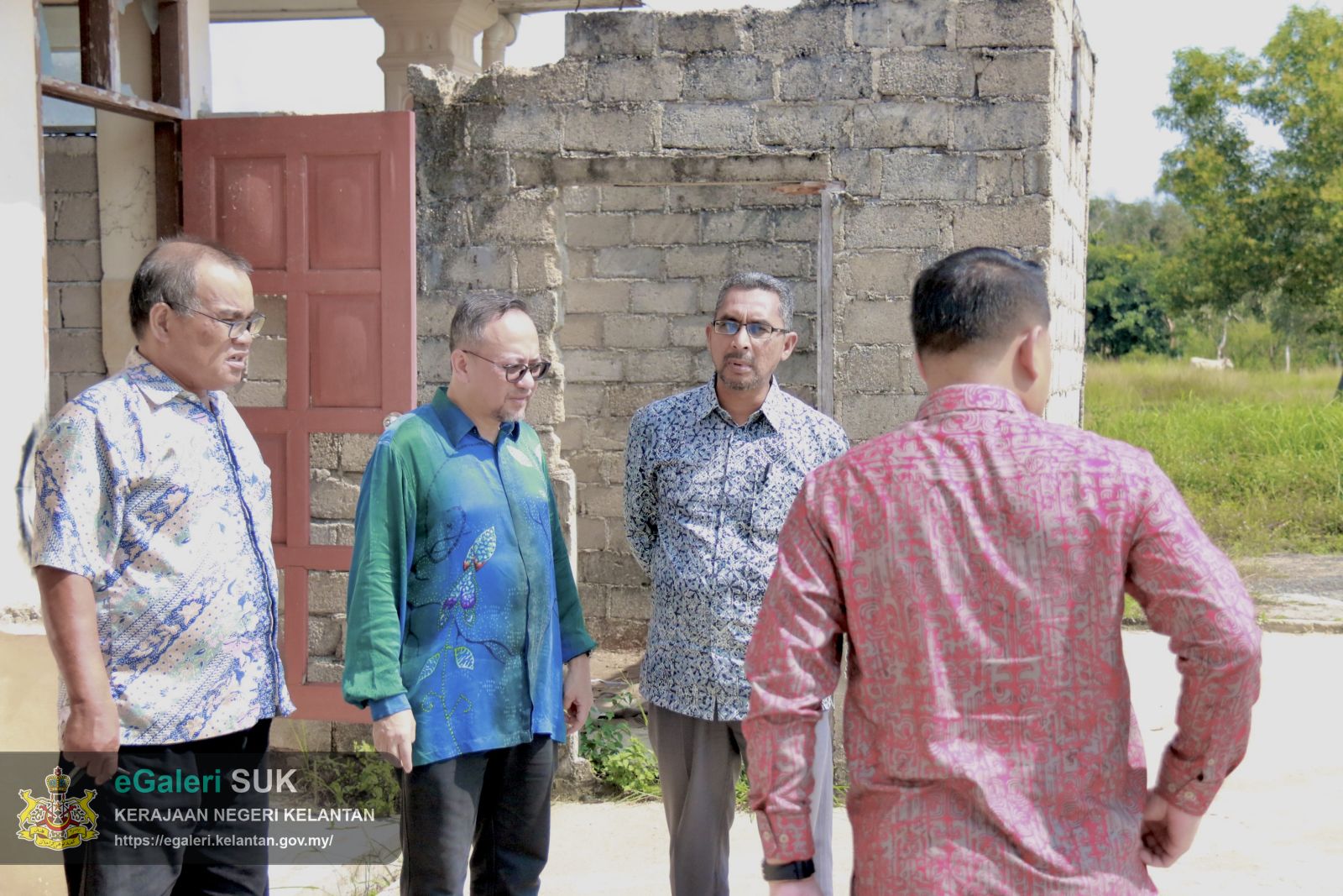 majlis-penyerahan-pukat-dan-lawatan-tapak-projek-pemerkasaan-ekonomi-nelayan-b40-di-penempatan-semula-nelayan-tok-bali-40.JPG