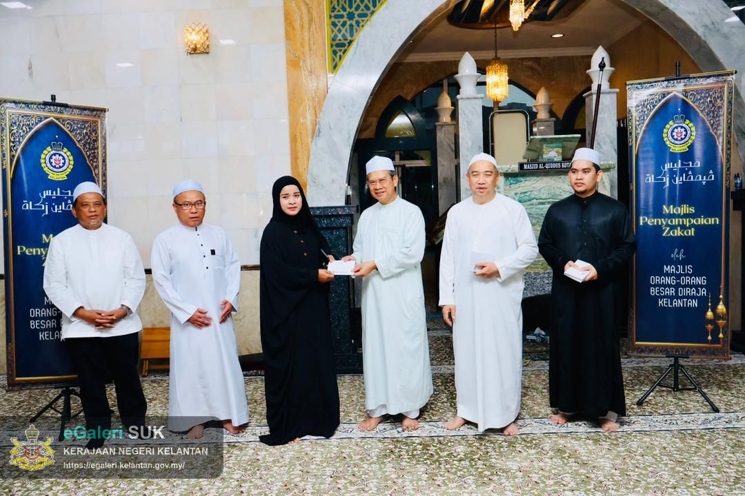 majlis-penyerahan-zakat-melalui-mob-di-masjid-alquddus-mukim-paya-bemban-kota-bharu-15.jpg