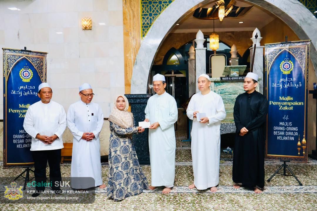 majlis-penyerahan-zakat-melalui-mob-di-masjid-alquddus-mukim-paya-bemban-kota-bharu-6.jpg