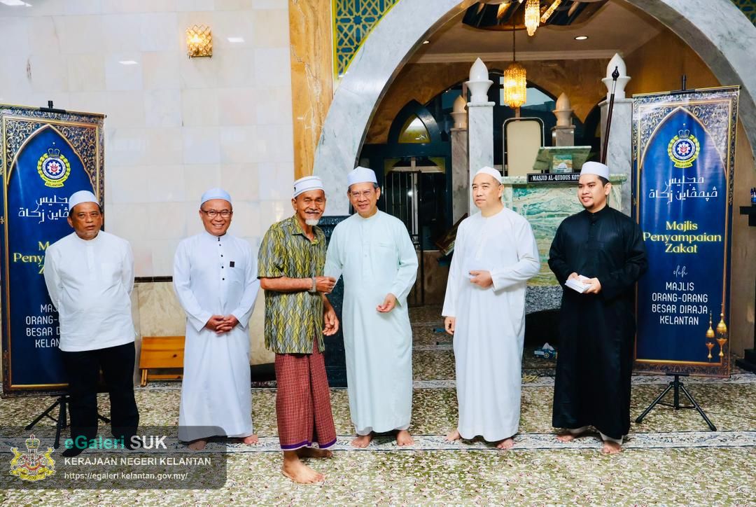majlis-penyerahan-zakat-melalui-mob-di-masjid-alquddus-mukim-paya-bemban-kota-bharu-7.jpg