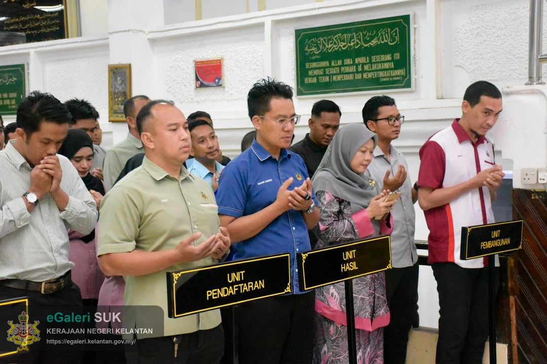 majlis-perhimpunan-bulanan-pegawai-dan-kakitangan-pejabat-tanah-dan-jajahan-pasir-puteh-bersama-tuan-ketua-jajahan-31.jpeg