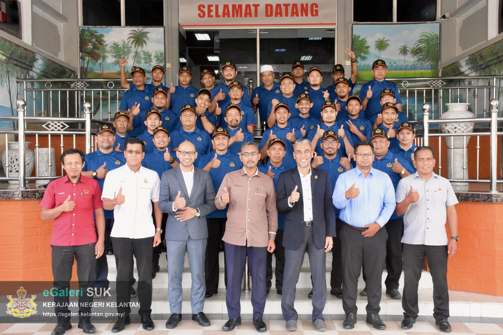 majlis-perjumpaan-yabrs-ketua-jajahan-pasir-puteh-merangkap-yang-dipertua-majlis-daerah-pasir-puteh-bersama-peserta-kontinjen-perbarisan-hari-kebangsaan-malaysia-2026-23.JPG