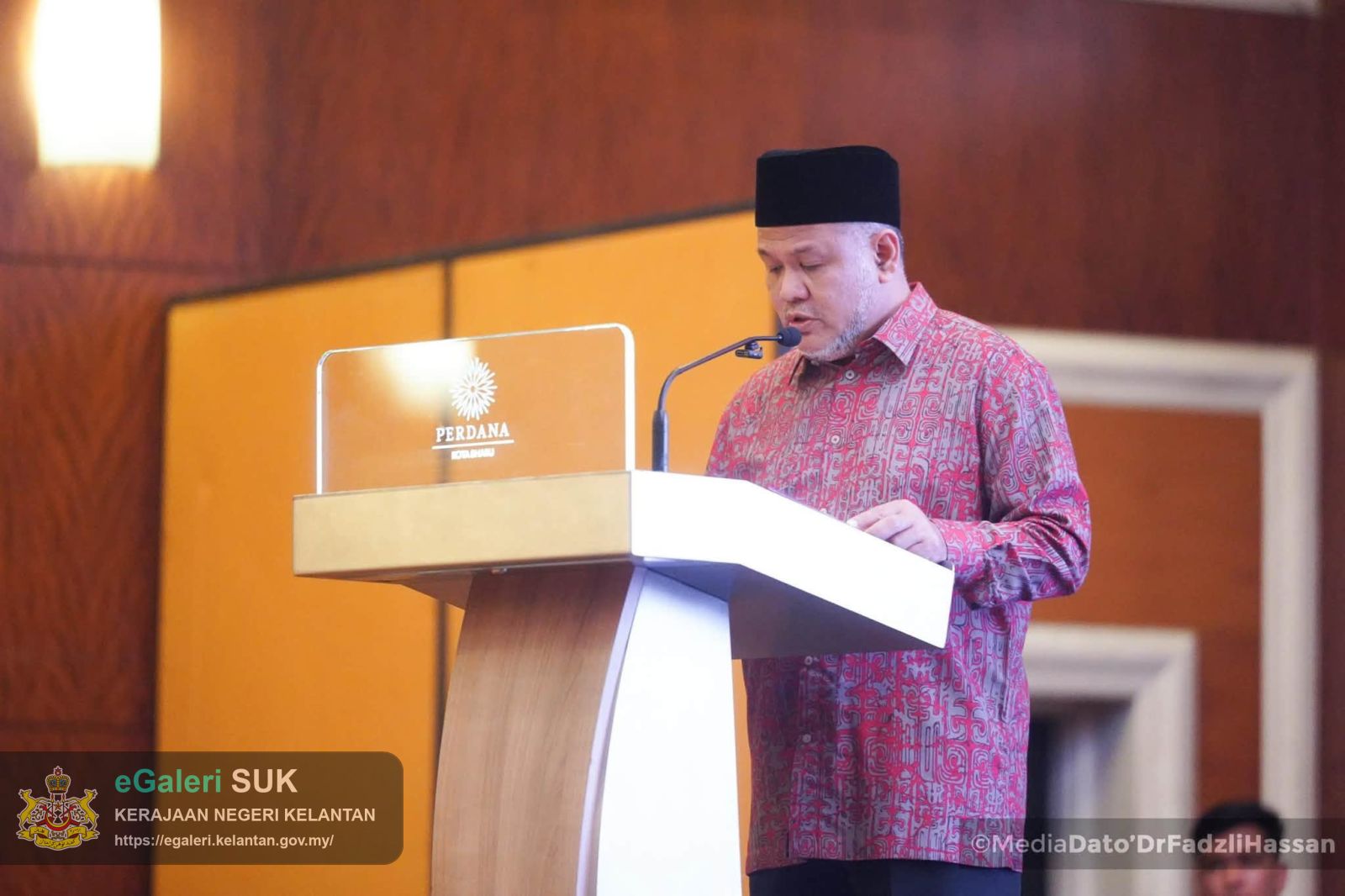 majlis-tautan-ulama-dan-umara-yang-diadakan-sempena-mesyuarat-jawatankuasa-muzakarah-kebangsaan-bagi-hal-ehwal-agama-islam-malaysia-mki-kali-ke130-15.jpg