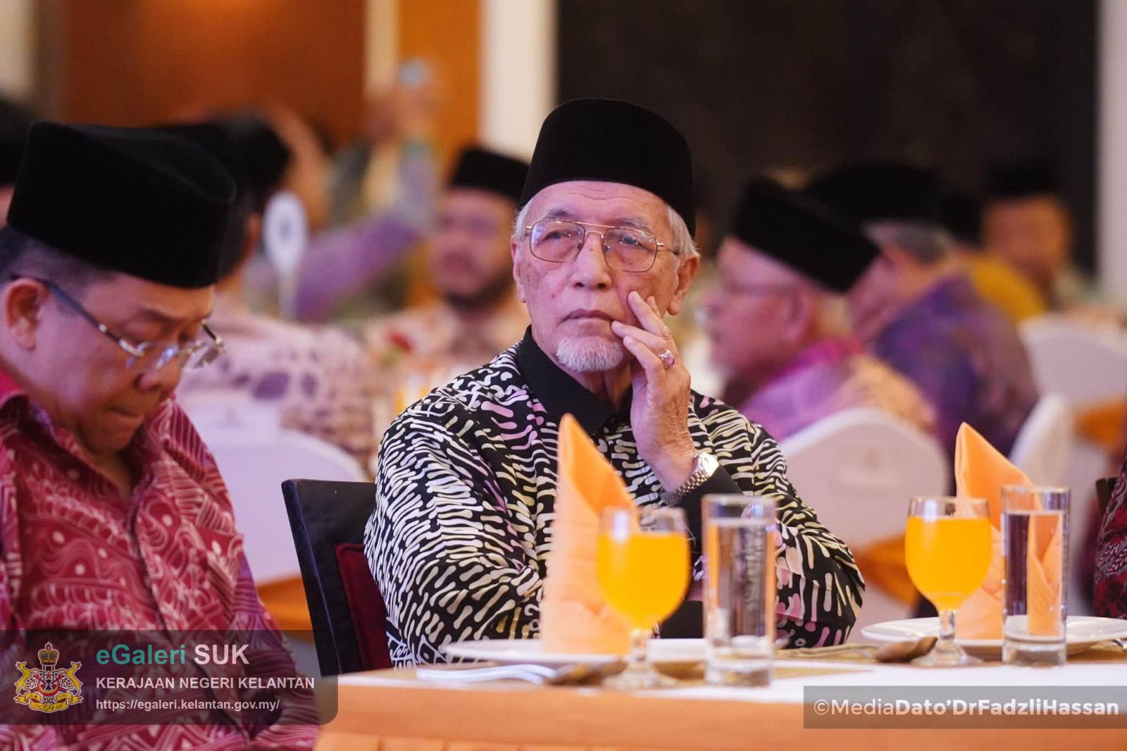 majlis-tautan-ulama-dan-umara-yang-diadakan-sempena-mesyuarat-jawatankuasa-muzakarah-kebangsaan-bagi-hal-ehwal-agama-islam-malaysia-mki-kali-ke130-16.jpg