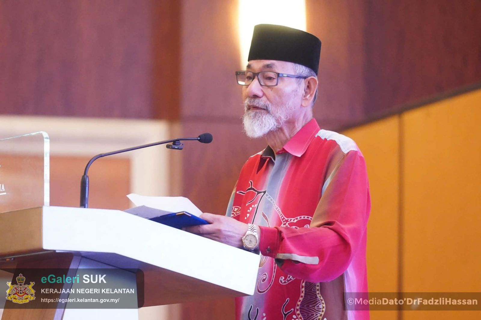 majlis-tautan-ulama-dan-umara-yang-diadakan-sempena-mesyuarat-jawatankuasa-muzakarah-kebangsaan-bagi-hal-ehwal-agama-islam-malaysia-mki-kali-ke130-5.jpg