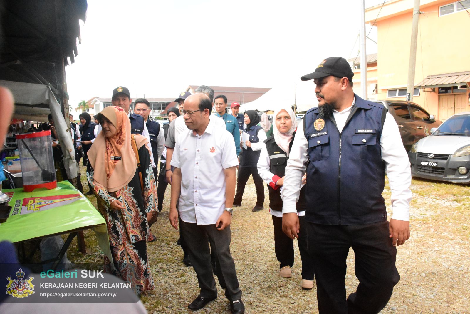 bazar-ramadan-pasir-puteh-astaka--perasmian-dan-lawatan-ke-tapak-bazar-ramadan-bagi-program-walkabout-ramadan-2025-11.JPG