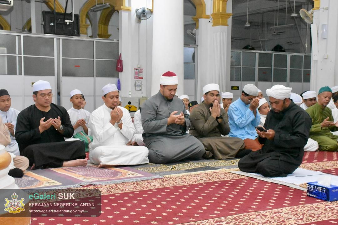 majlis-solat-hajat-dan-doa-selamat-sempena-perayaan-ulang-tahun-ke56-kdymm-sultan-muhammad-v-tahun-2025-16.jpg