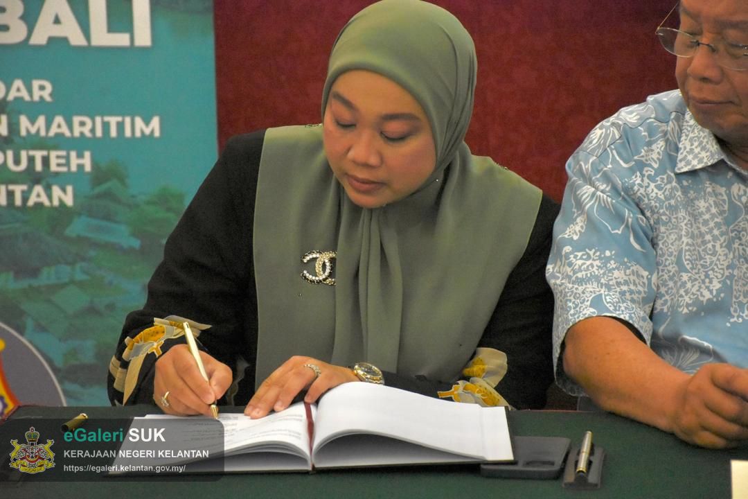 majlis-menandatangani-memorandum-persefahaman-mou-bagi-projek-jeti-pelancongan-tok-bali-pasir-puteh-17.jpg