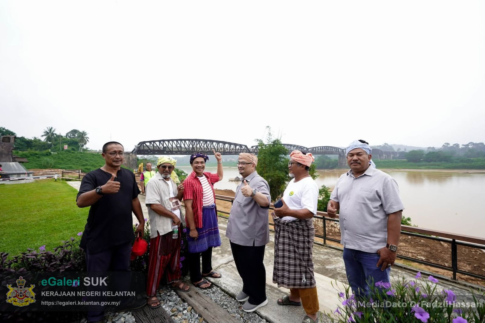 peninjauan-perkembangan-kerjakerja-penambahbaikan-di-kawasan-jambatan-guillemard-13.jpg