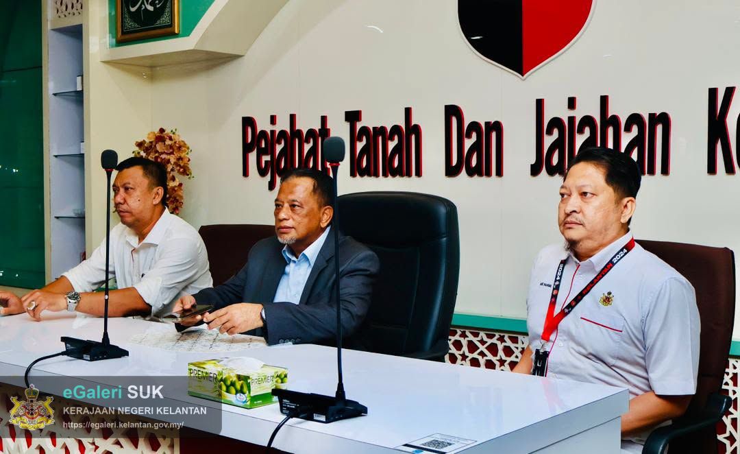 perjumpaan-ketua-jajahan-bersama-pegawai-dan-kakitangan-pejabat-tanah-dan-jajahan-kota-bharu-1.jpg