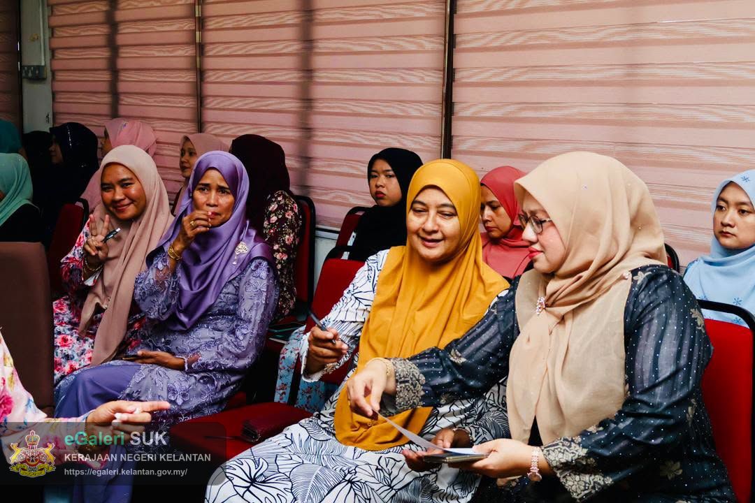perjumpaan-ketua-jajahan-bersama-pegawai-dan-kakitangan-pejabat-tanah-dan-jajahan-kota-bharu-4.jpg
