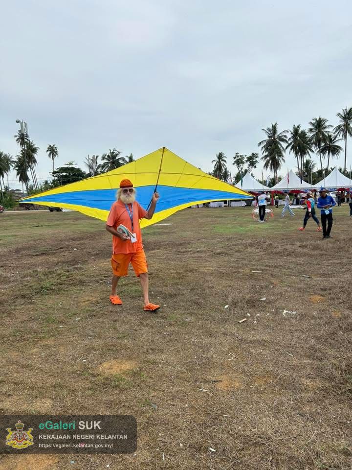 pesta-wau-kebangsaan-kelantan-kali-ke43-hari-1-9.JPG