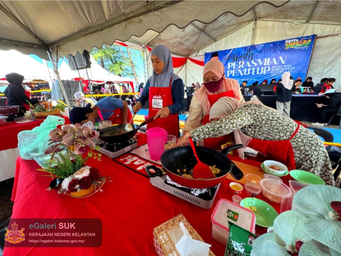 pesta-wau-kebangsaan-kelantan-kali-ke43-hari2-pagi-17.JPG