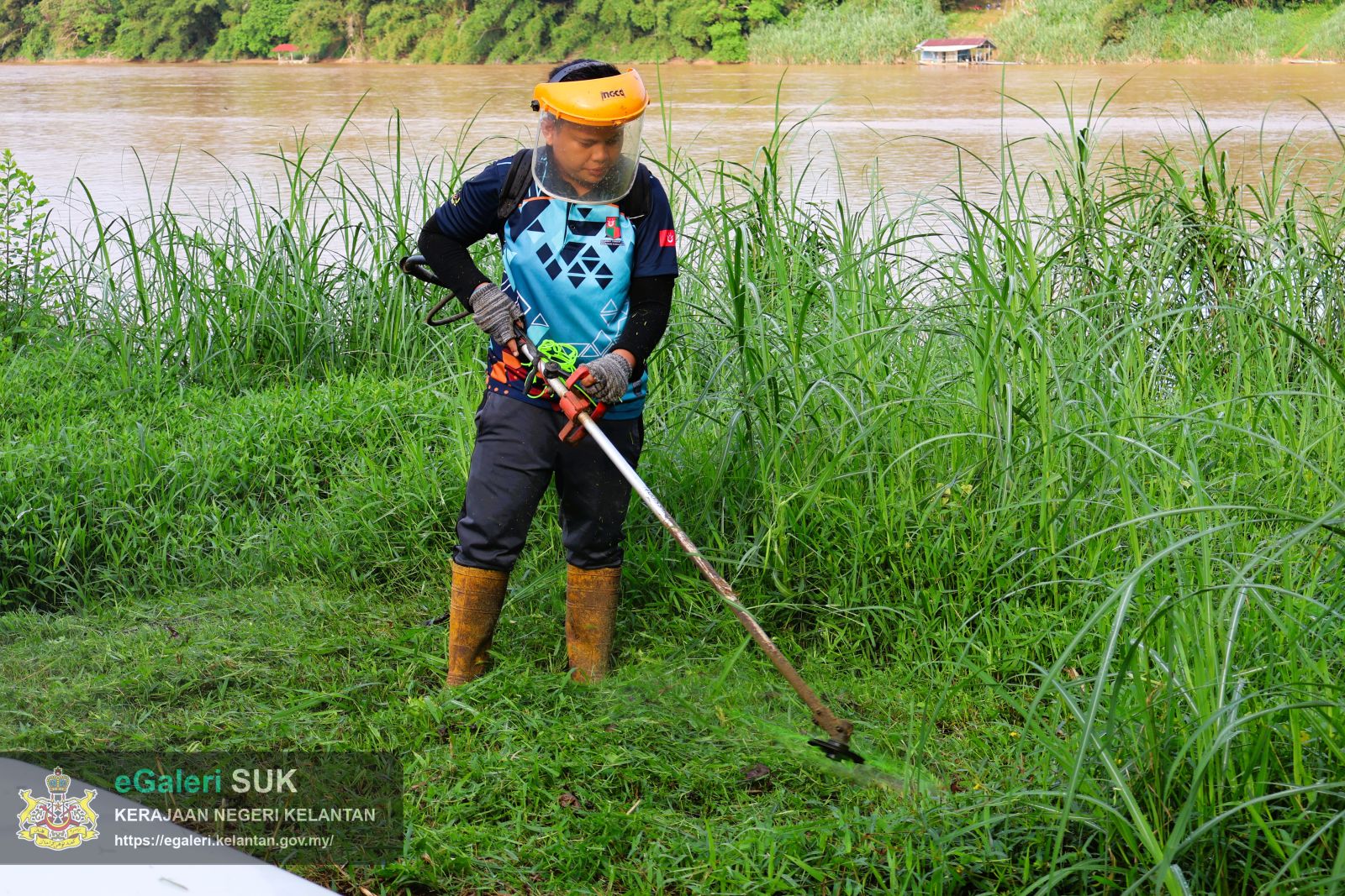 program-clean-up-day-puspanita-cawangan-jajahan-kuala-krai-1.JPG