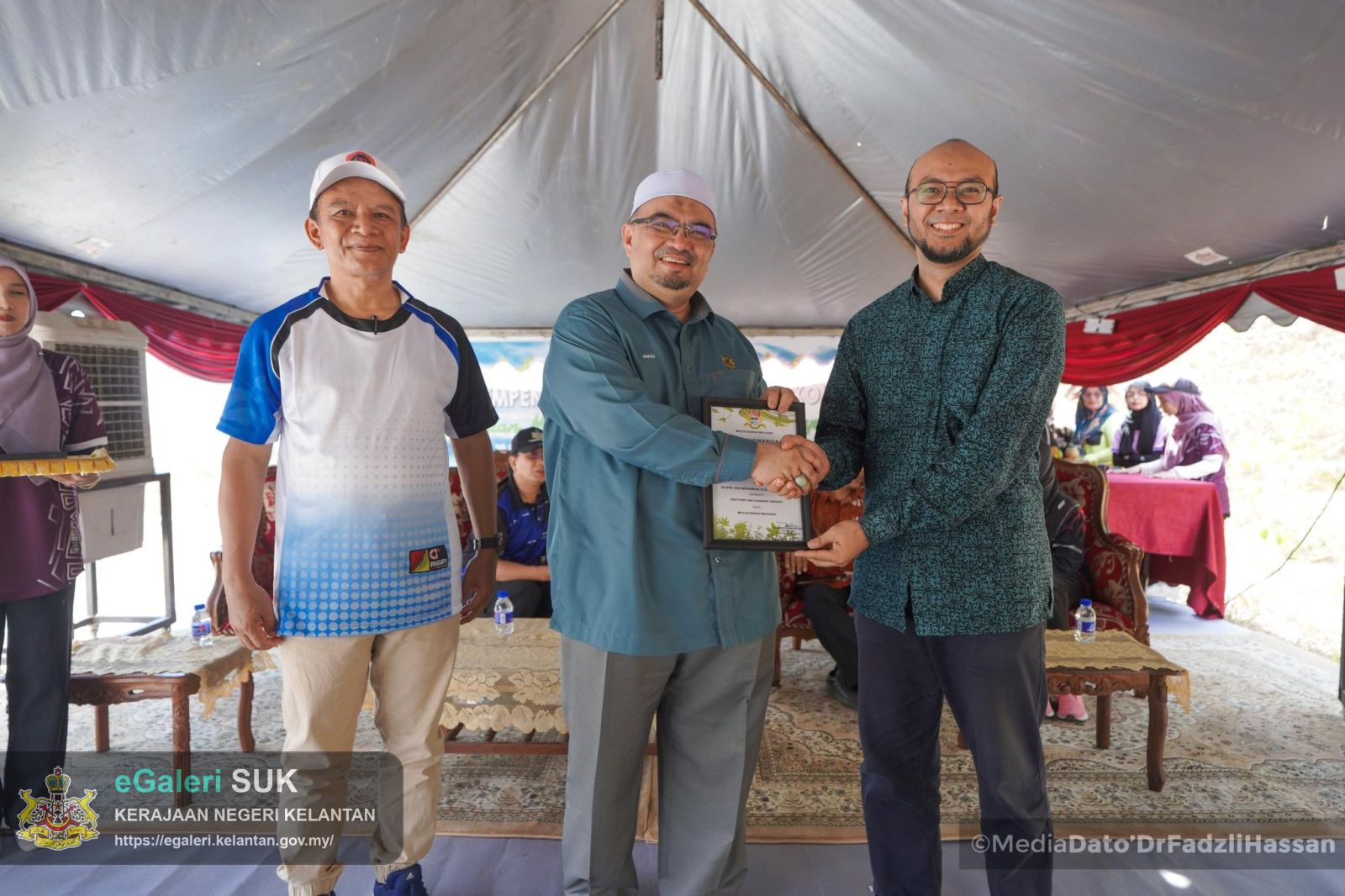 program-local-agenda-21-la21-kempen-penanaman-100-juta-pokok-penghijauan-malaysia-pokok-kita-kehidupan-kita-serta-merasmikan-view-point-hutan-simpan-kekal-hsk-chabang-tongkat-11.jpg