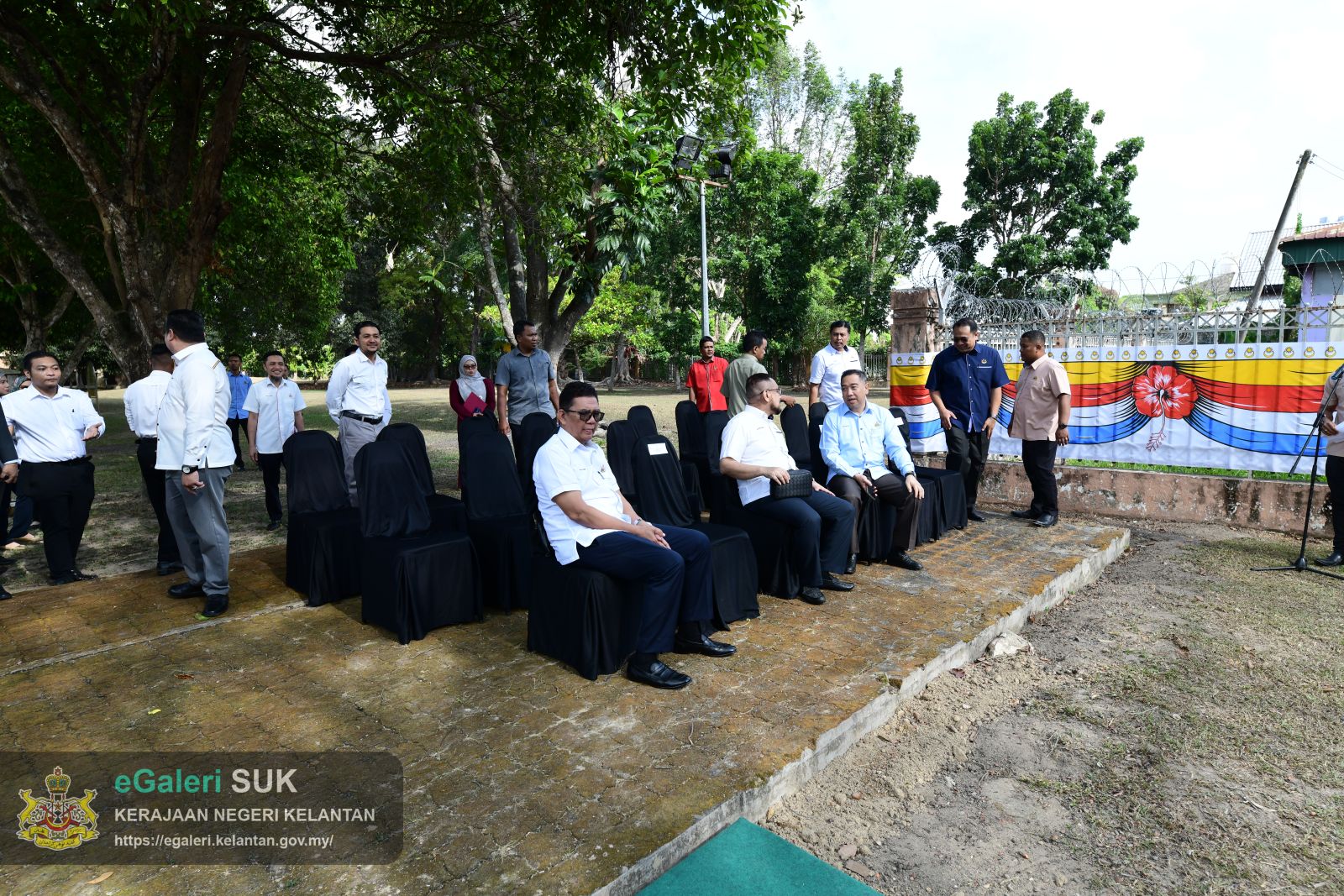 program-penanaman-pokok-blue-quandong-12.JPG