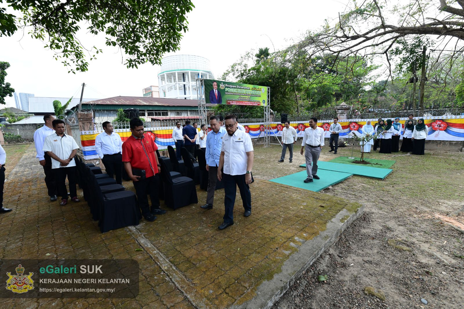program-penanaman-pokok-blue-quandong-43.JPG