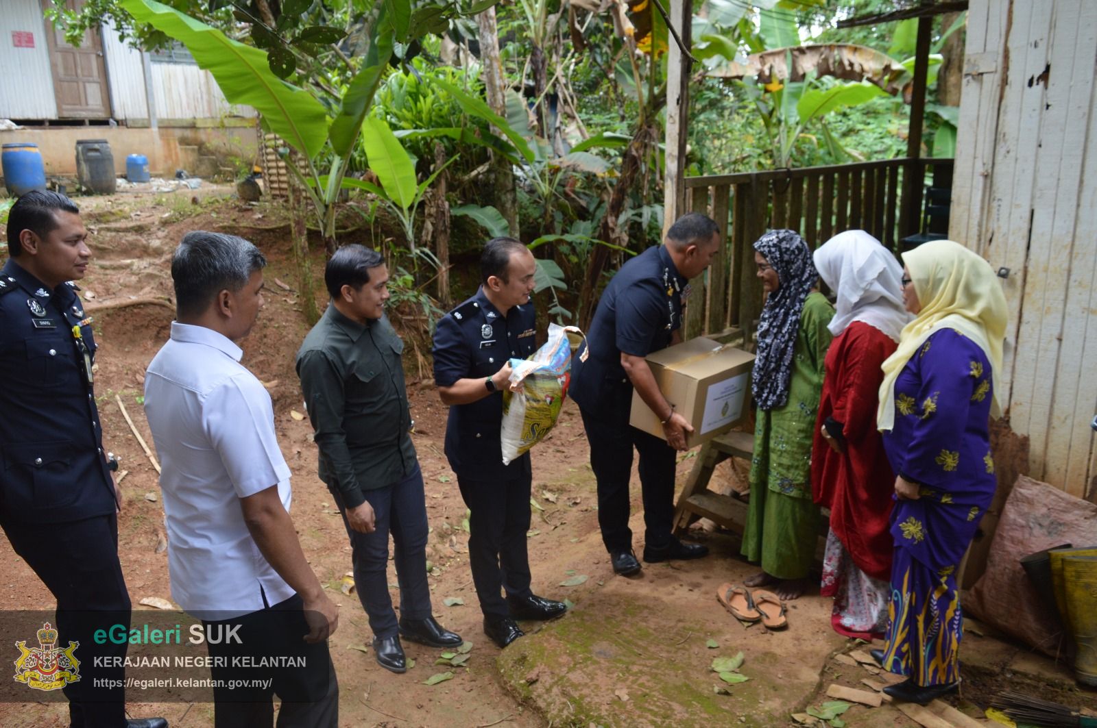 program-penyerahan-bantuan-majlis-orangorang-besar-diraja-kelantan-mob-tahun-1447h2026m-23.jpeg