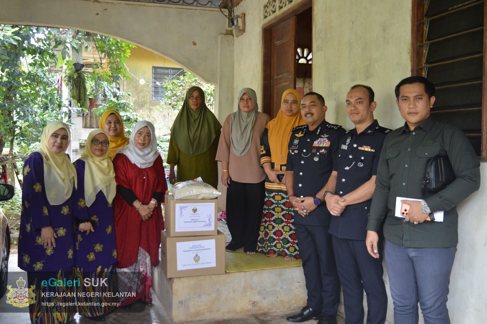 program-penyerahan-bantuan-majlis-orangorang-besar-diraja-kelantan-mob-tahun-1447h2026m-43.jpeg