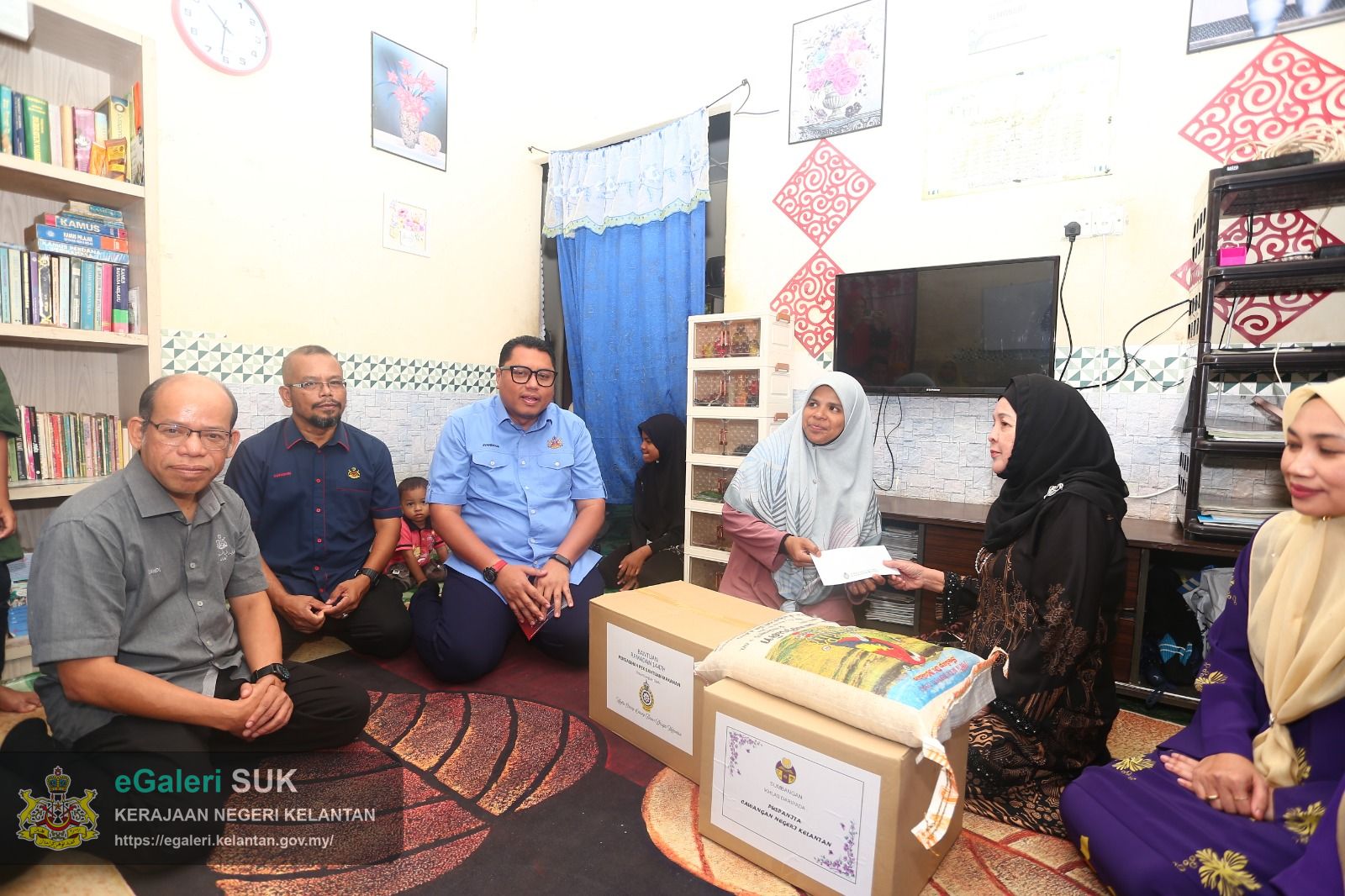program-penyerahan-bantuan-majlis-orangorang-besar-diraja-kelantan-mob-tahun-1447h2026m-7.jpeg