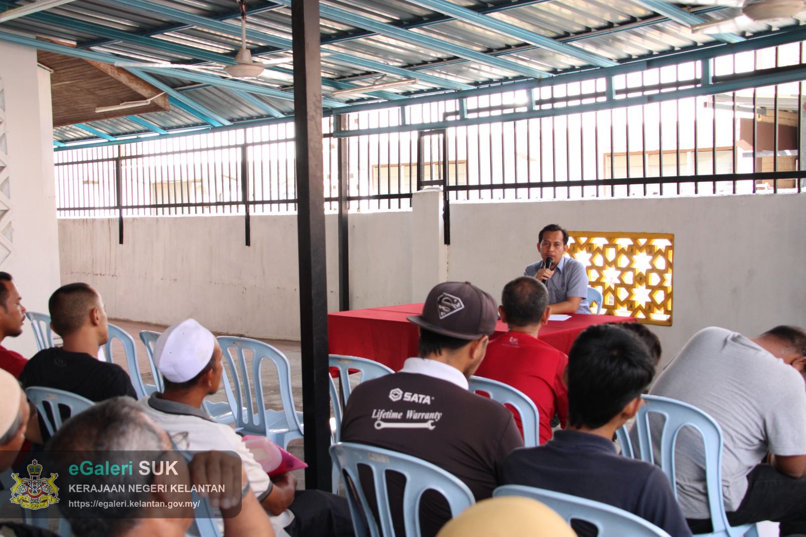 program-sesi-taklimat-dan-lawatan-tapak-bagi-kerjakerja-sebutharga-di-flat-buluh-kubu-kota-bharu-7.JPG