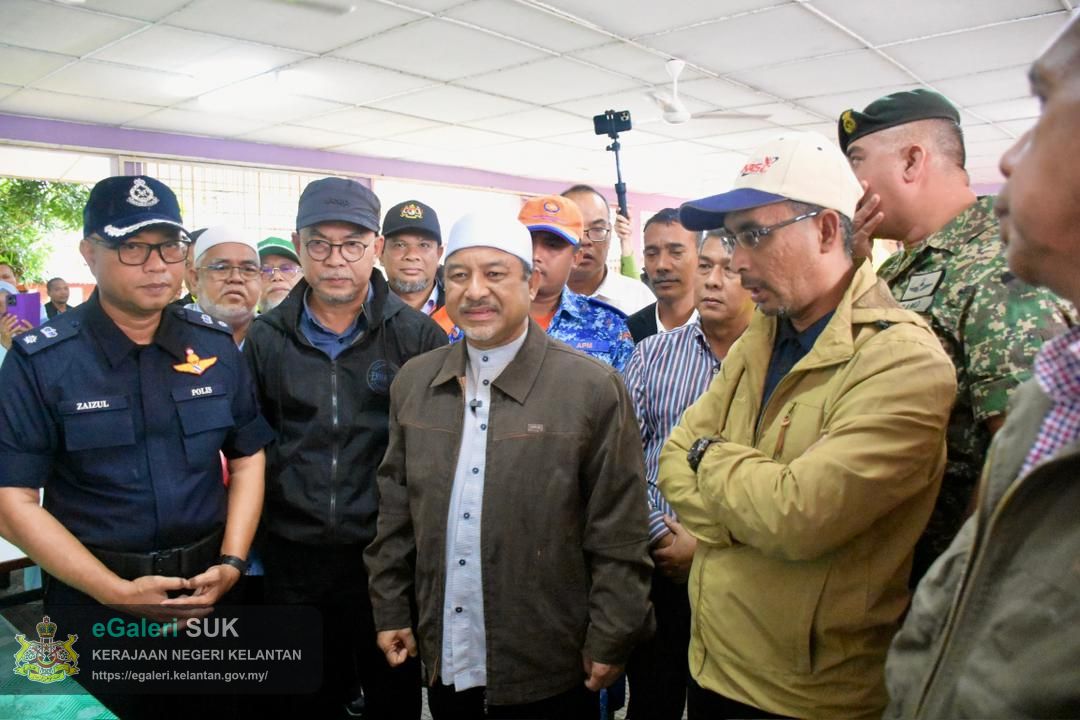 lawatan-yab-menteri-besar-kelantan-ke-pps-sk-dalam-rhu-pasir-puteh-24.jpg